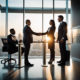 Vendas B2B - imagem mostra executivos em saguão dando as mãos, representando negócios B2B