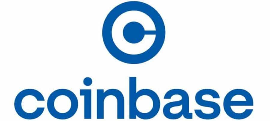 Logo da empresa Coinbase. O logo possui a cor azul e acima do nome a um circulo com a letra C ao centro